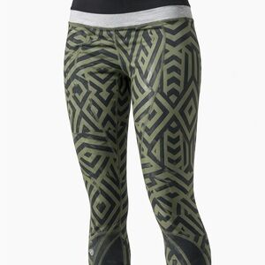 lululemon athletica Olive Green & Black Geometric Capris